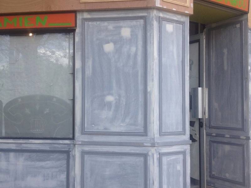 enduit sur façade magasin