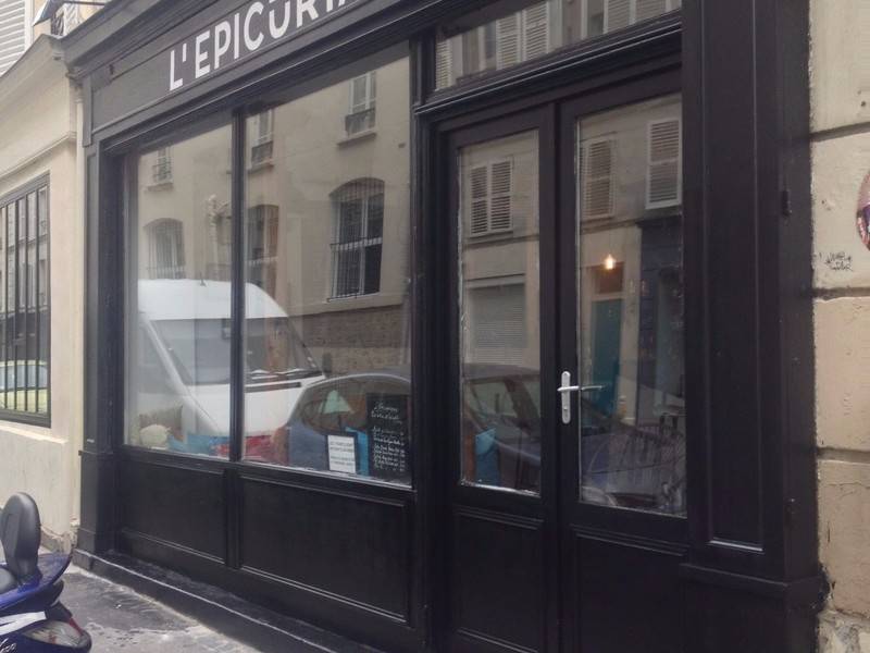 Peinture noir façade commercial