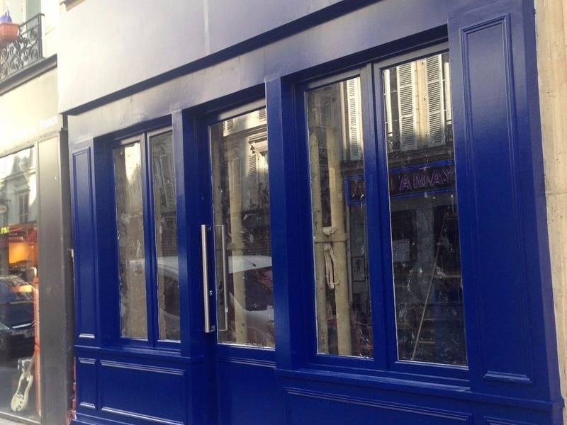 Vitrine de magasin paris